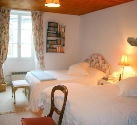 Chambres D'Hotes Chez Carolyn Villefranche-du-Périgord Zimmer foto